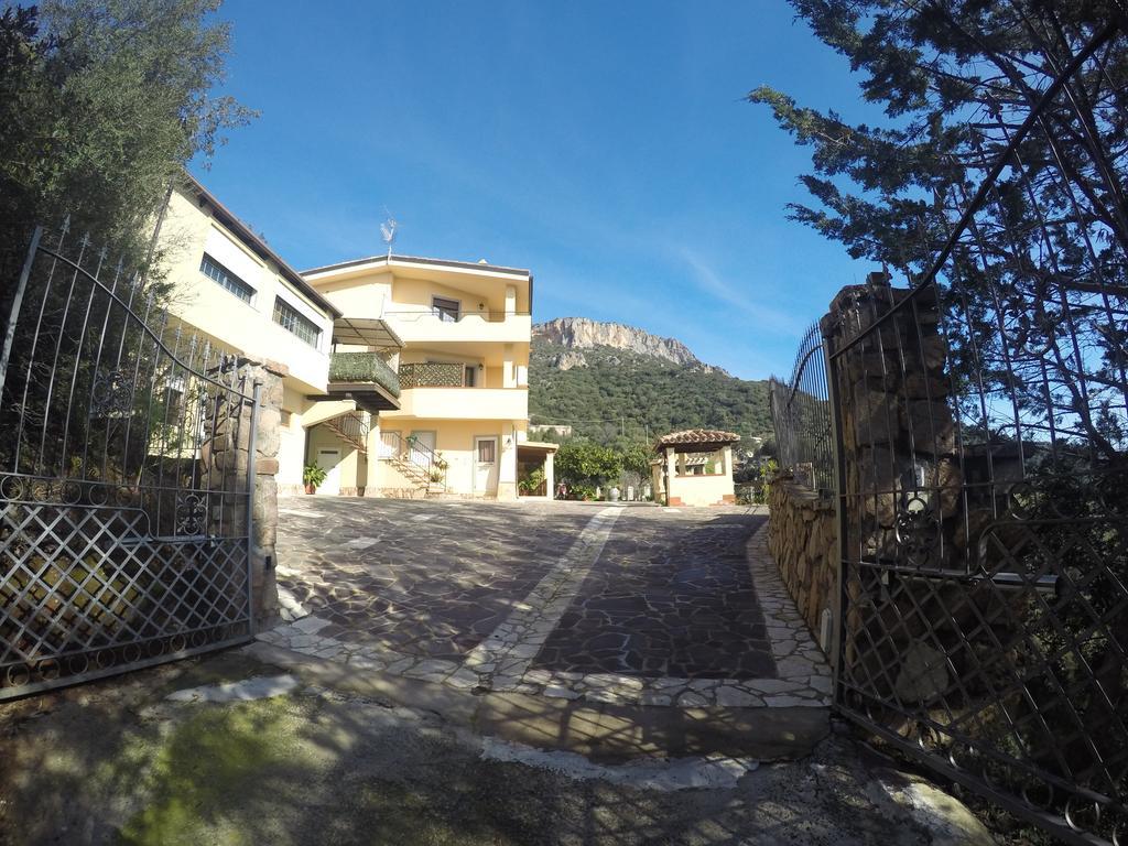 Appartamenti Con Vista Panoramica ซานตามาเรีย นาวาร์เรเซ ภายนอก รูปภาพ